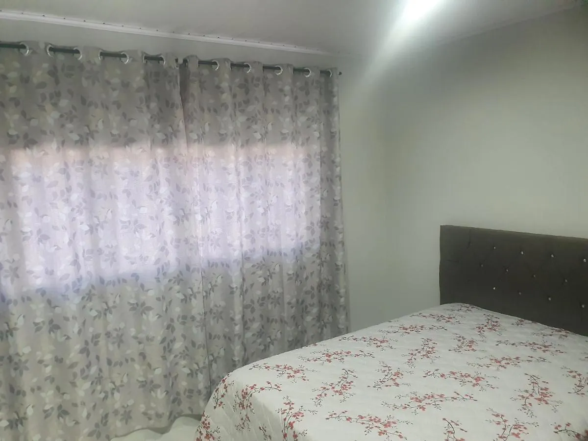Residencia West Apartamento Pomerode Quarto em Acomodações Particulares